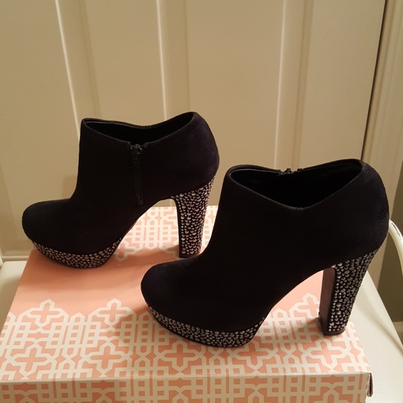 Shine Ankle Booties Suede - Picture 1 of 3